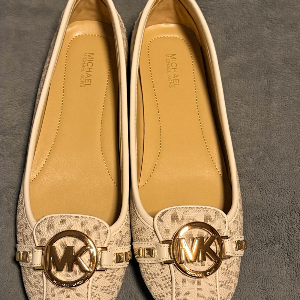 Michael Kors Women's Beige Monogram Loafers